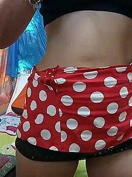 yuliitza4 webcam