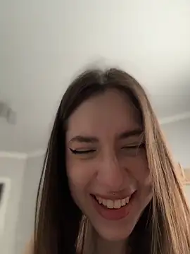 BOOMFOXY live sex cam