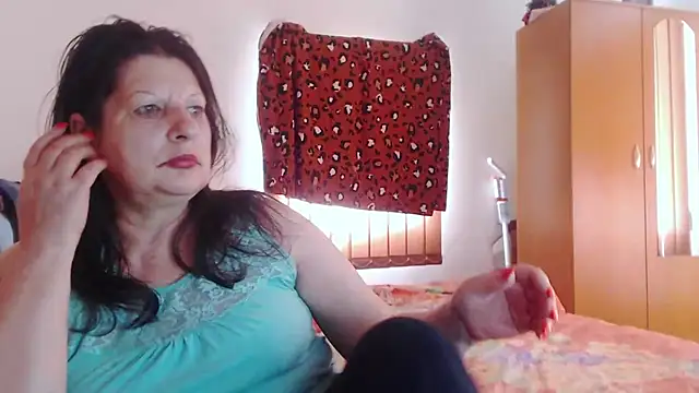 ExtasyMature webcam