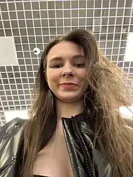 Ttixmila live sex cam
