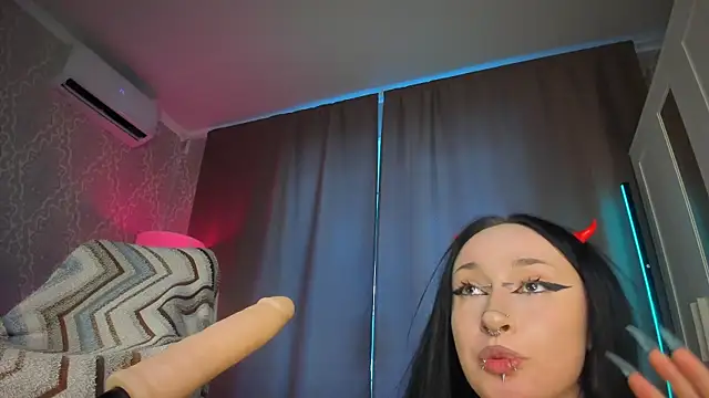 Juicy_Vikki webcam
