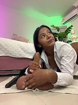 JANYLOVE__ webcam