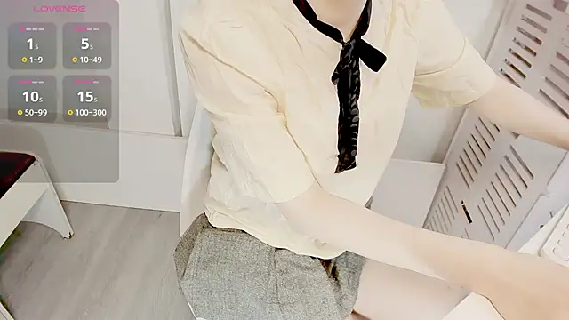 mimi_babyyy webcam