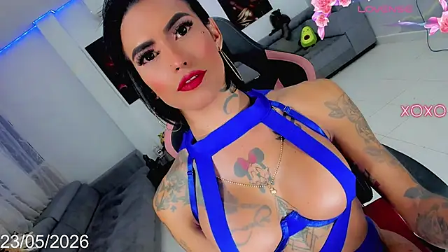 Nella_Dolls webcam