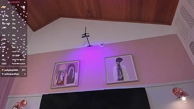 elodie_walker webcam