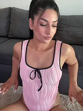 mia spicyy