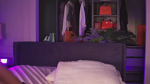 Monique_Celeste webcam