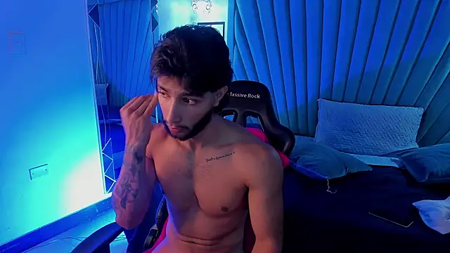 Emmet_CollinsJS webcam
