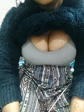 Aashiya_khan0 webcam