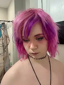 Angel-Lewd-Cake webcam