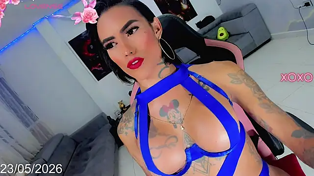 Nella_Dolls webcam