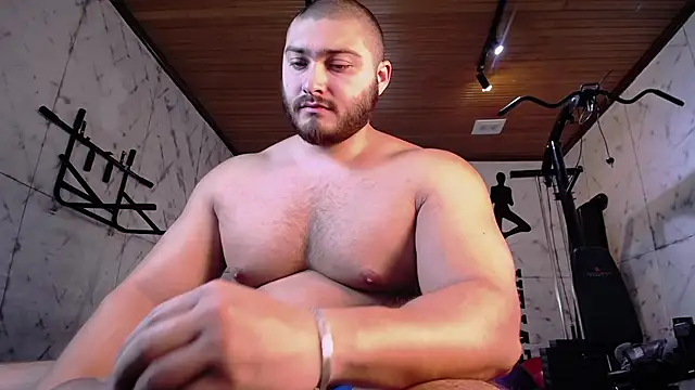Darius_Wolfe live sex cam