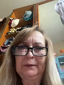 Irina2909@xh webcam