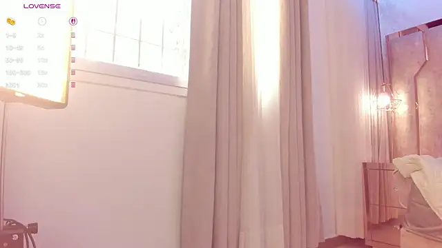 ari_monet