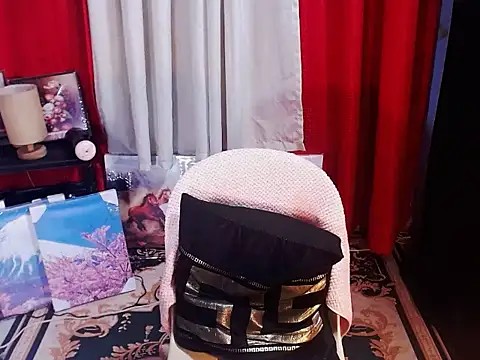 ExoticBigcockQueen