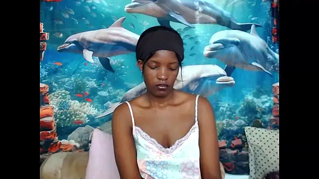 AfricanBarbiee69 webcam