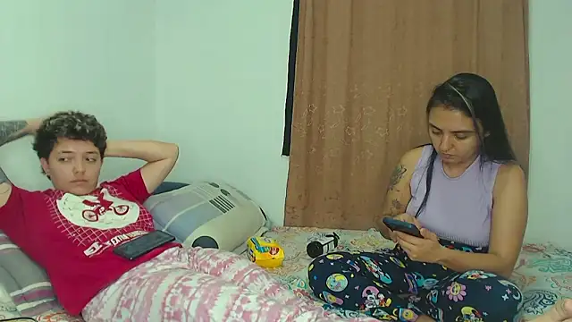 kathy_luisa webcam