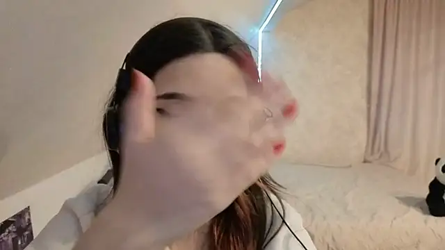 Blissmissataeses webcam