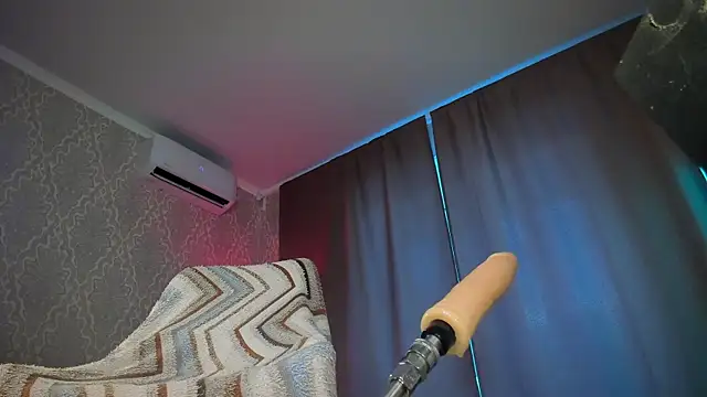 Juicy_Vikki webcam