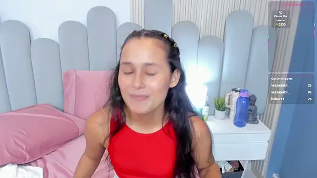 luly_dreams webcam