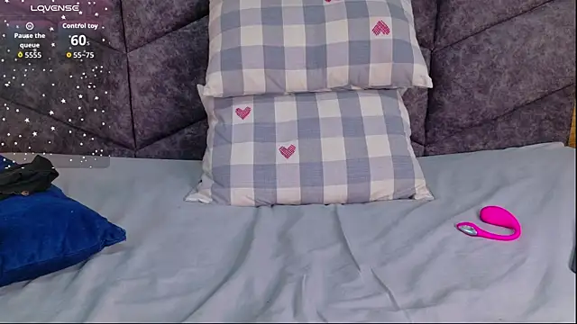 AnnieRouse__ webcam
