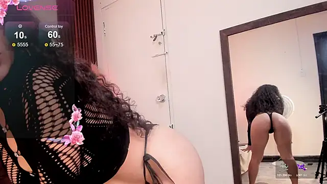 TaniaEyes webcam