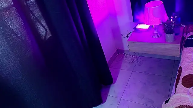 AngelicSalome webcam