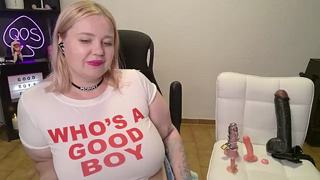 MargotGrey webcam