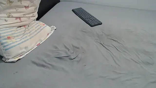 PreciousJohn87 webcam