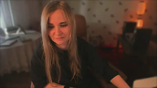 MiaSparkes webcam