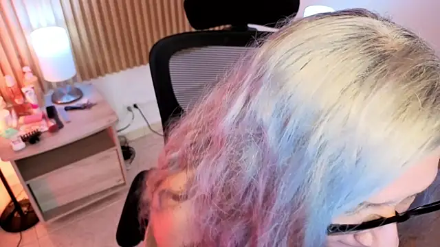MarianL0ve webcam