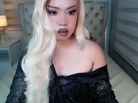 TooTightRebeca webcam