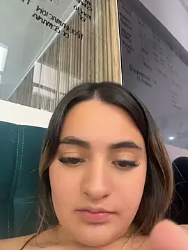 Antonella_Julieta webcam