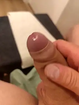 Essie_deLona