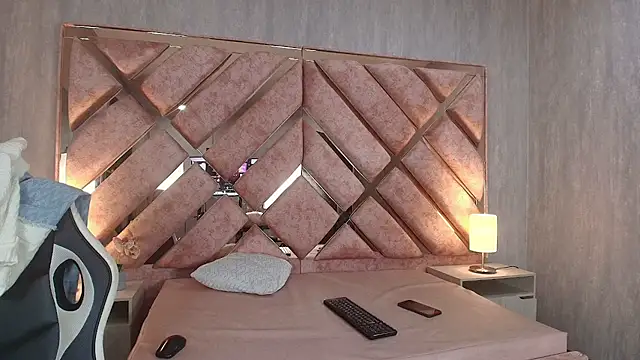 TamaraaHoney webcam