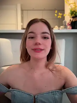 NicoleCut