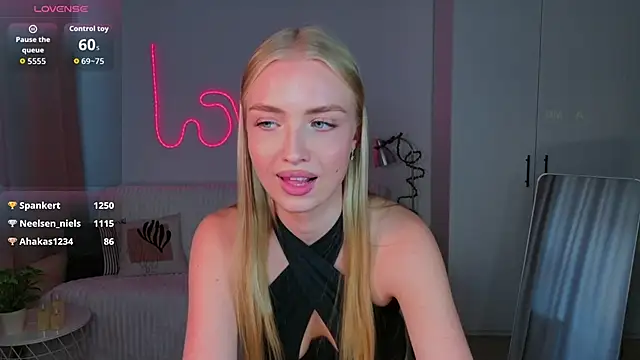 TessaGrays webcam