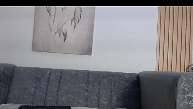 queen_adhara webcam