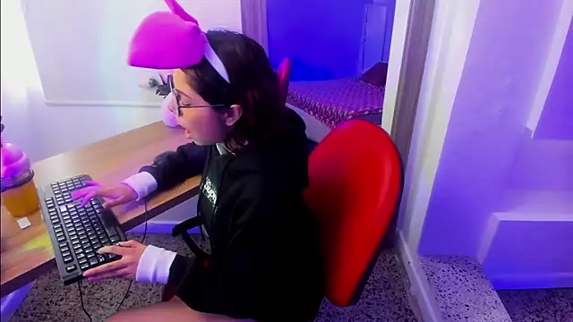 Ponmmy webcam