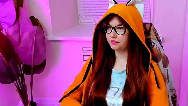CarolGiggly webcam