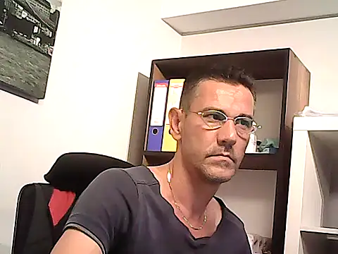 mastercharisma35 webcam