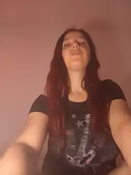 EmmaWillow webcam