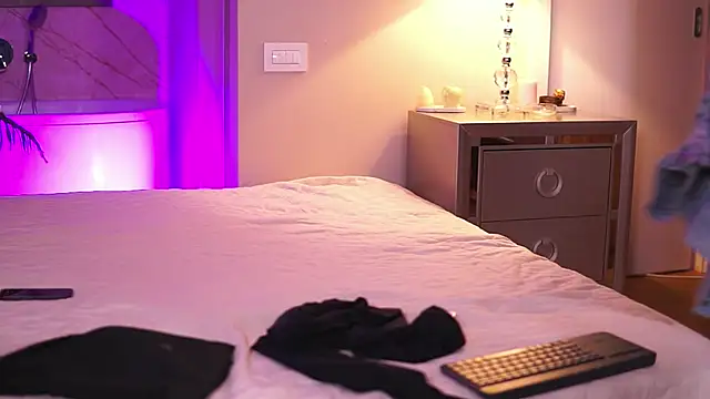 KathrynSin webcam