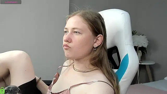 Olivia_Iv webcam