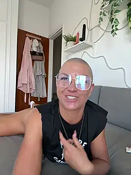 PaulinaSchubert1 Live Webcam on Stripchat