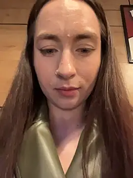 Holly_Play