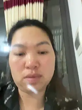 Nhung584 webcam