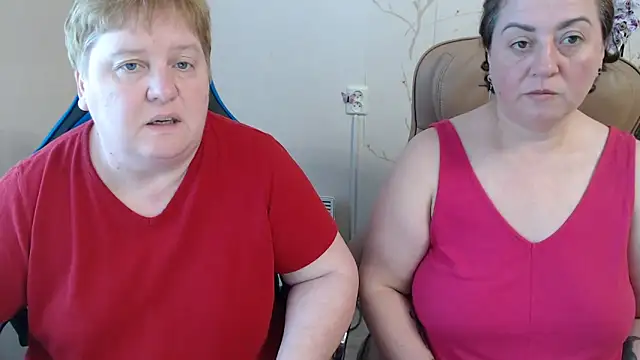 Lindy-Jeanie webcam