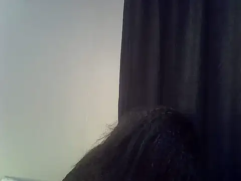 Luna_en_Gee webcam