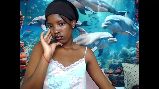 AfricanBarbiee69 webcam